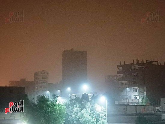 عاصفة ترابية تضرب أسوان (1) عاصفة ترابية تضرب أسوان (1)