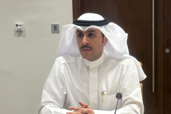 الدغر يسأل عن مناطق الجواخير والمزارع والإسطبلات