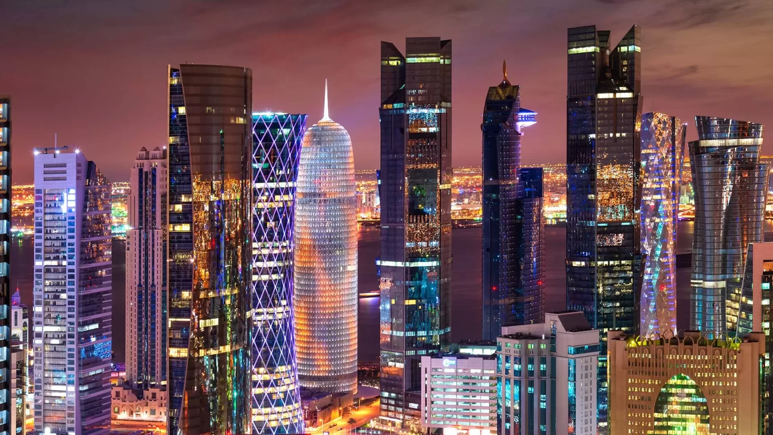 قرار إعدام 8 ضباط هنود في قطر .. جواسيس لإسرائيل كانوا ينفّذون هذه المهمة  وطن