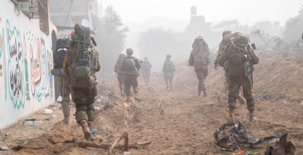 صحيفة إسرائيلية تكشف تفاصيل كمين أعدته المقاومة في غزة لجيش الاحتلال