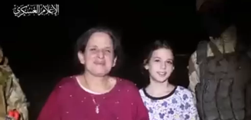 “حُقنوا بهرمون السعادة”.. الاحتلال يتهم “حماس” بتخدير أسراه (فيديو) وطن