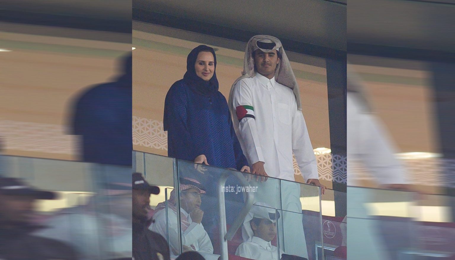 إطلالة لافتة لزوجة أمير قطر ونجلها حمد في مباراة خيرية لأجل فلسطين وطن