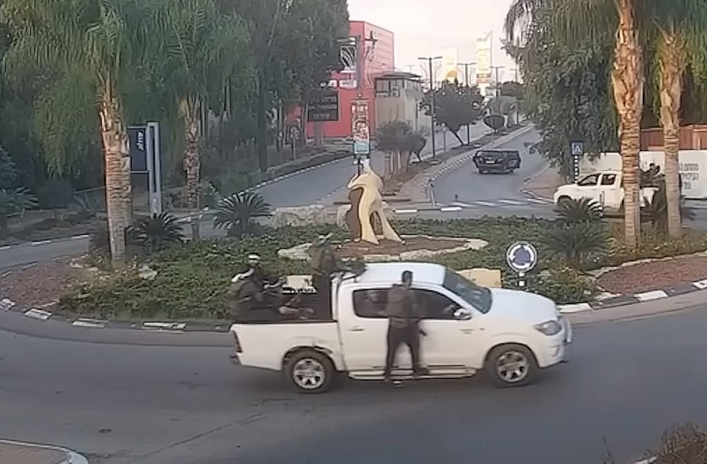 المقاومة تفك شيفرة “الكنز الإستراتيجي” .. ضبطت متخابرين في غزة وهذه اعترافاتهم وطن