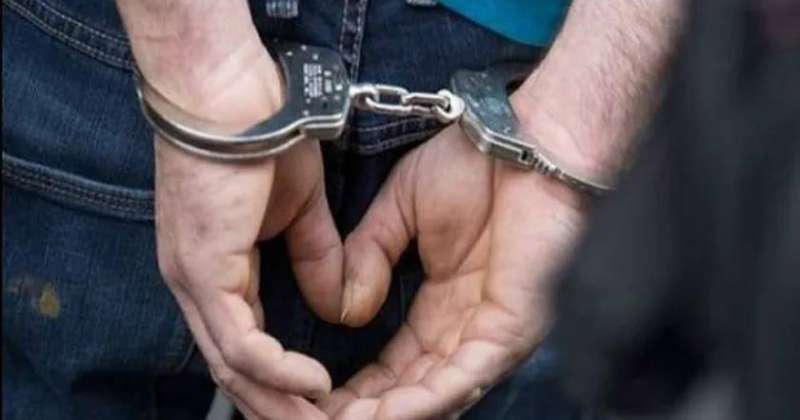 شاب يقتل شقيقه بطريقة بشعة