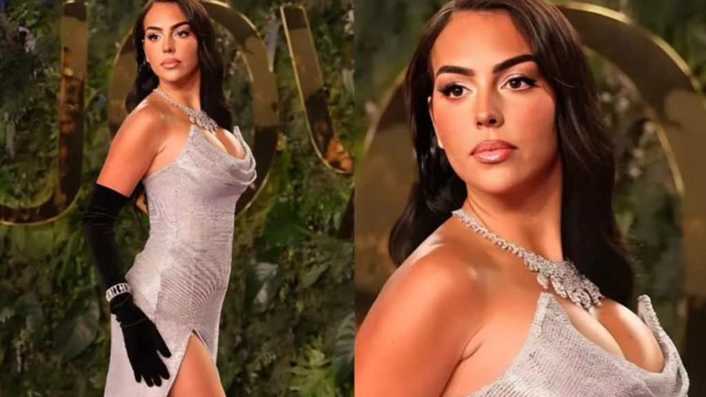 جورجينا في حفل Joy Awards بالرياض .. إثارة وجرأة بفستان فاضح للغاية! (صور) وطن