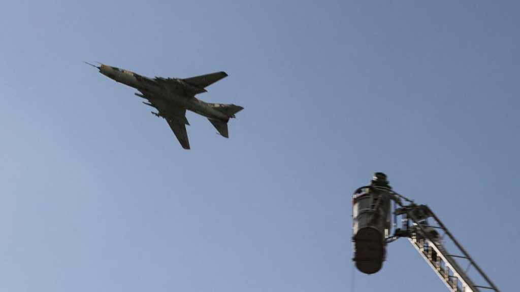 موقع عبري يفضح ما فعلته السعودية في الغارات الأمريكية البريطانية على اليمن وطن