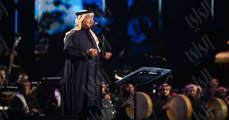 محمد عبده يفتتح «فبراير الكويت 2024»… بشموخ ونجومية