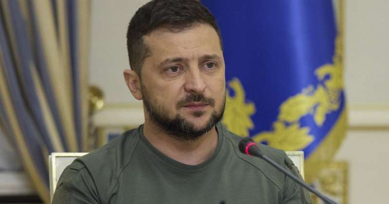الرئيس الأوكراني يدرس تغيير قائد الجيش وآخرين