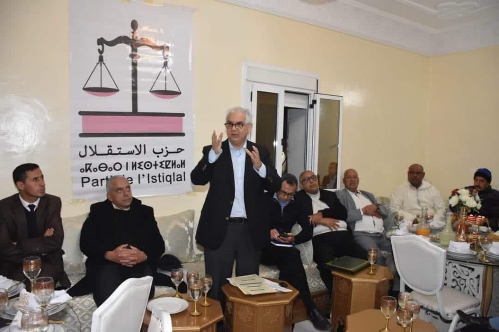 المغرب يفقد حوالي 700 طبيب سنويا.. والملك رفع قيمة الدعم المباشر إلى 500 درهم