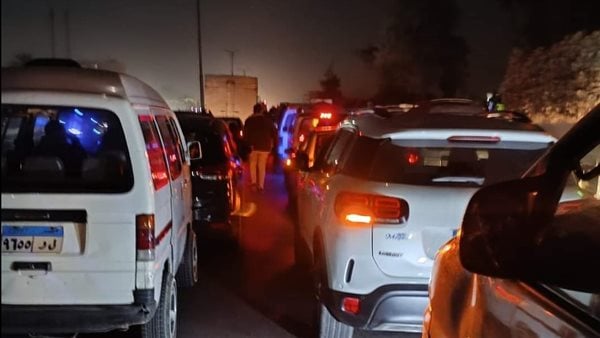 إعادة الحركة المرورية على الطريق الزراعي السريع بسبب حادث تصادم ببنها