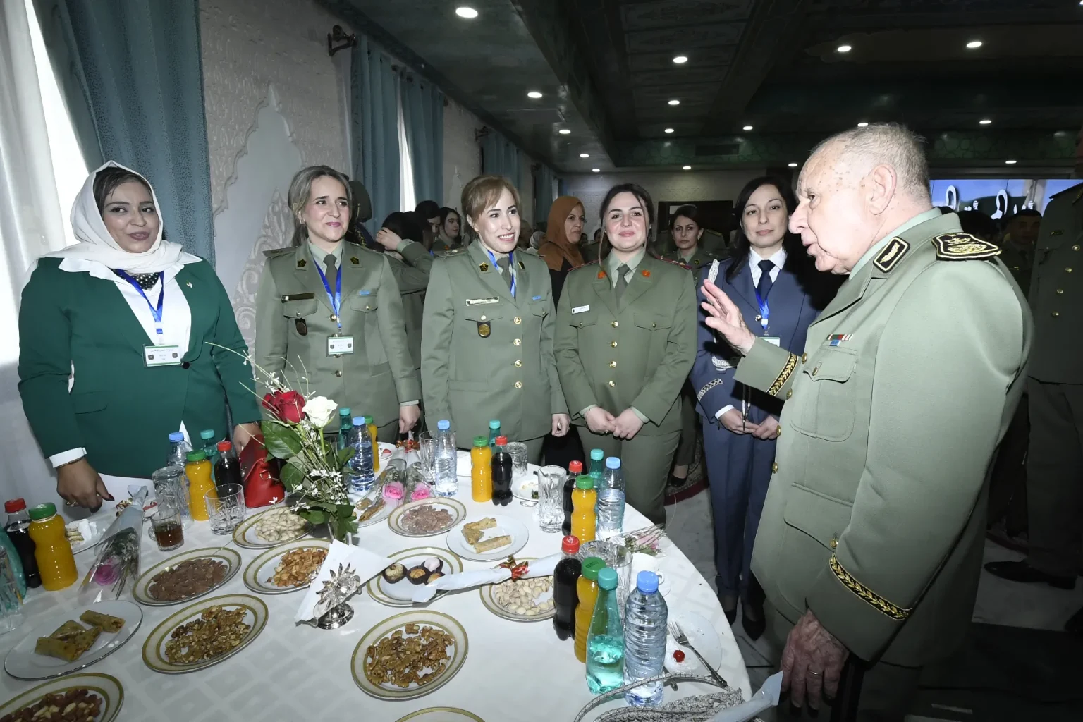 تخرج الدفعة الأولى من الطيارين الإناث هذه السنة