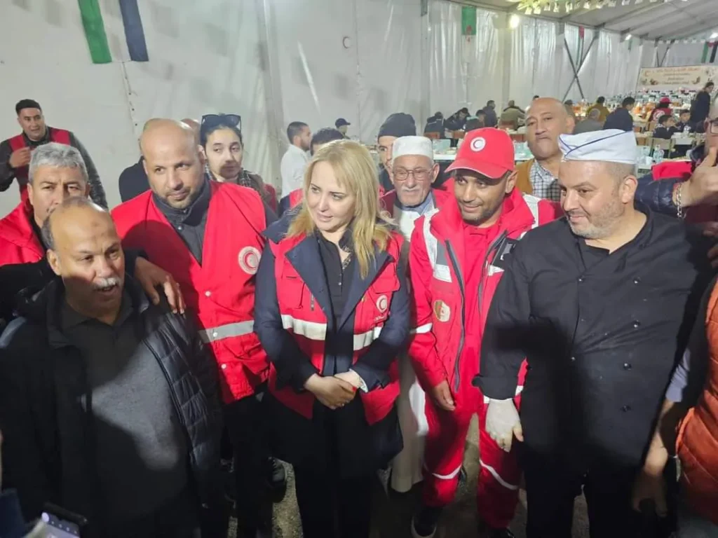 افتتاح أكبر مطعم لعابري السبيل