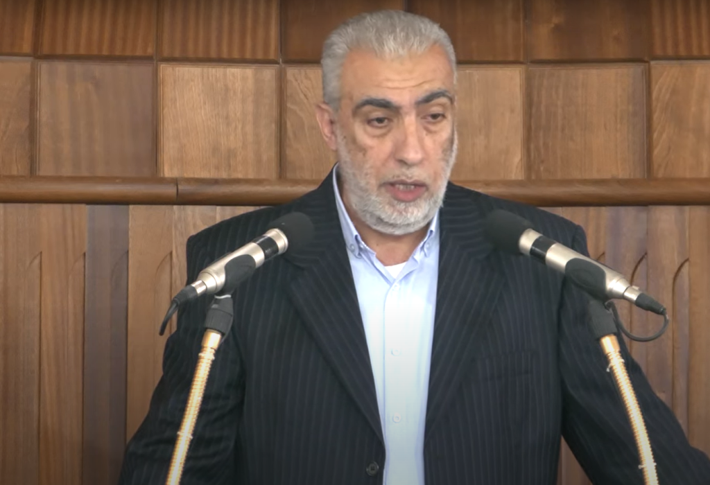 “تفاهة ورخص”.. داعية فلسطيني ينتقد سوريا ومصر والسعودية بسبب دراما رمضان (فيديو) وطن