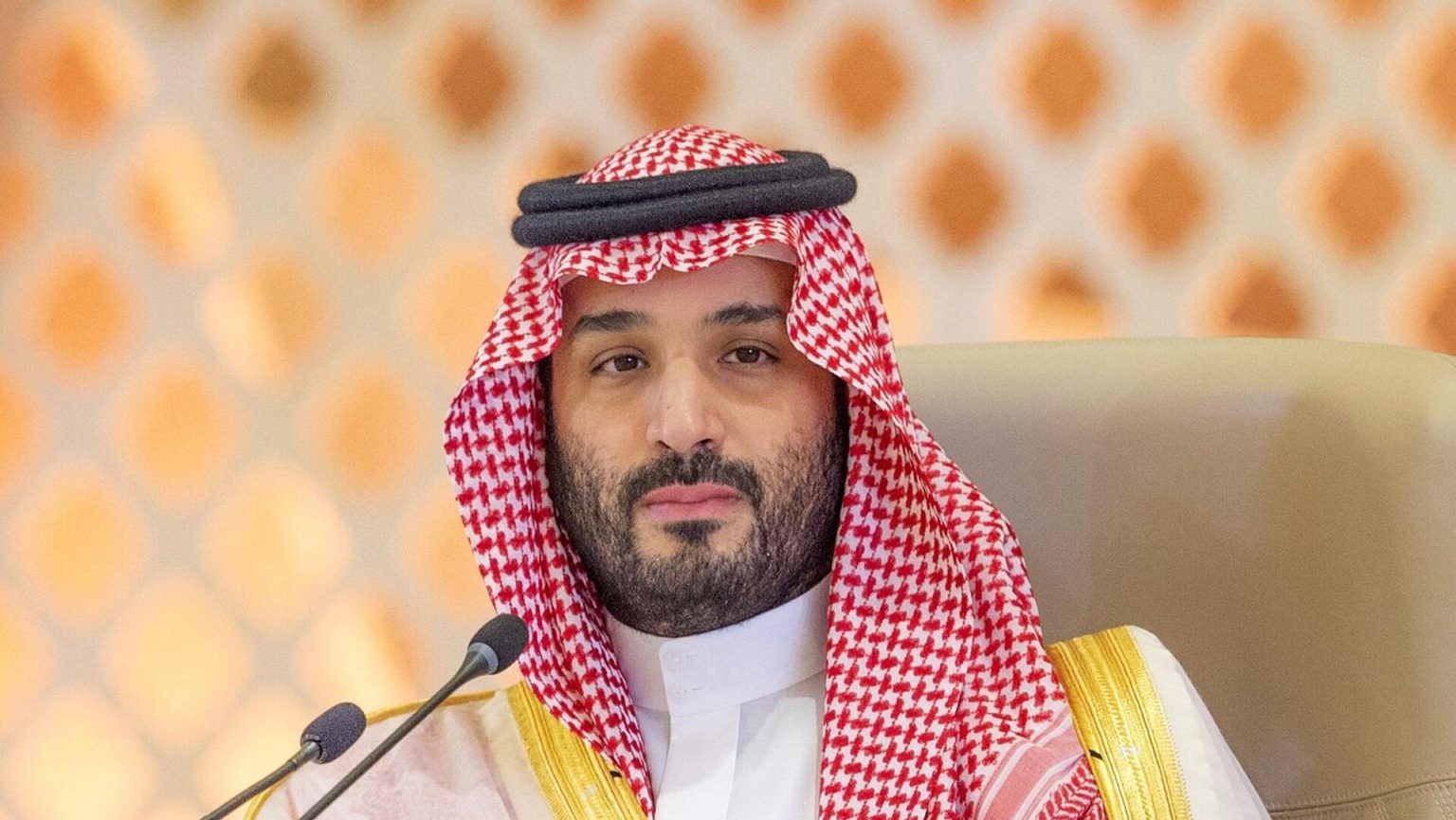 الظهور الأخير كشفه.. ما هو المرض الذي يعاني منه محمد بن سلمان وكيف يحاول إخفاء أعراضه؟ وطن