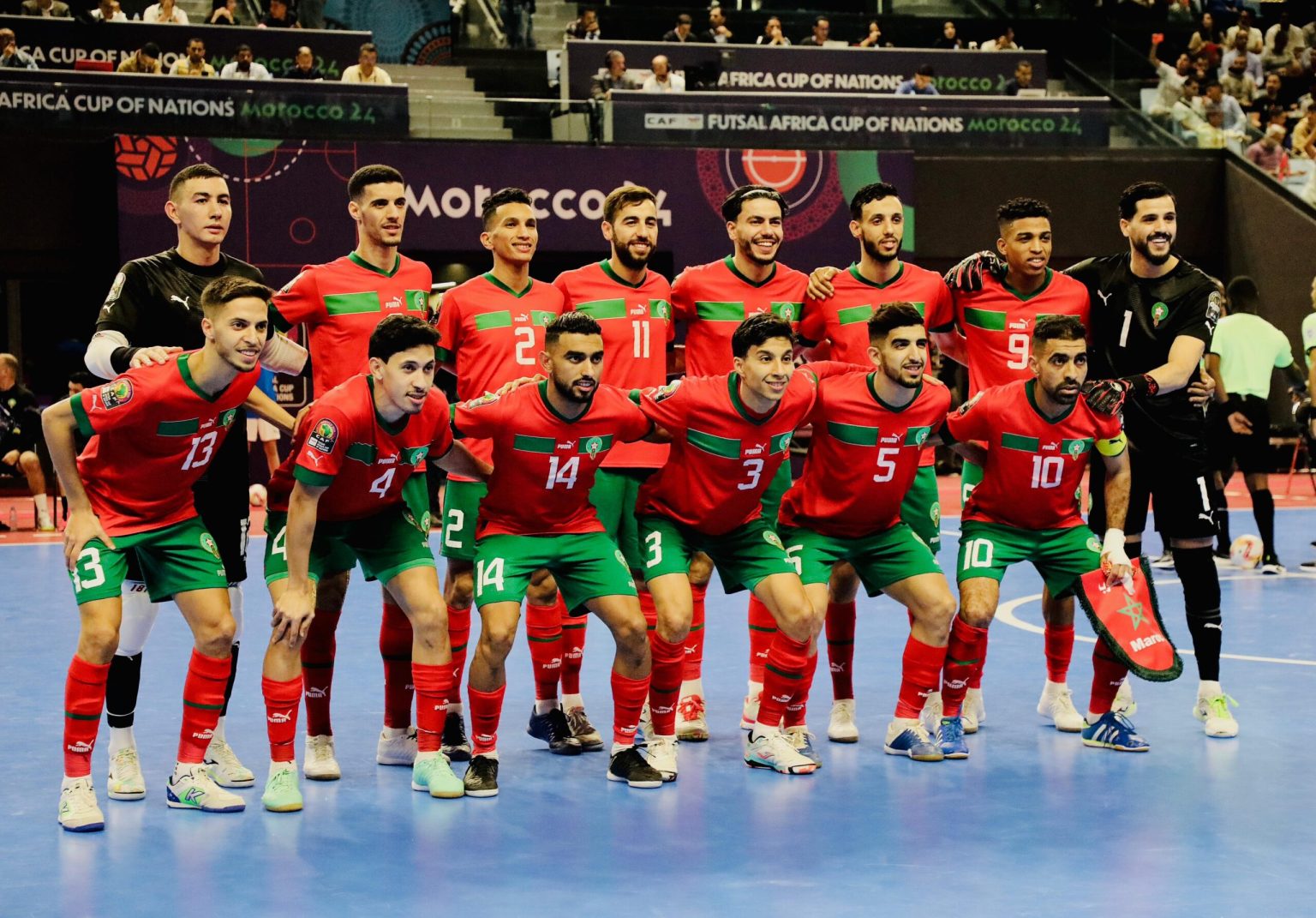 “أسود القاعة” يدشنون حملة الدفاع عن لقبهم القاري بانتصار عريض أمام أنغولا