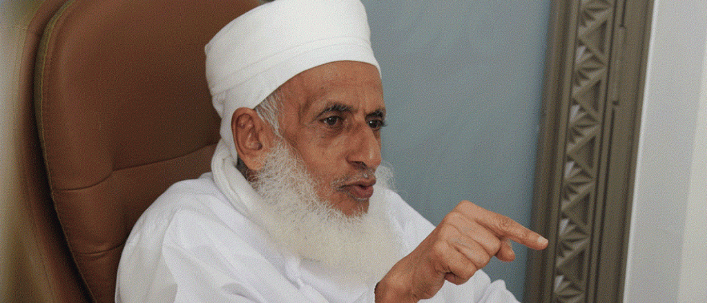 مفتي عُمان يحيي “انتفاضة” الجامعات الأمريكية ويهاجم “المطبّعين”