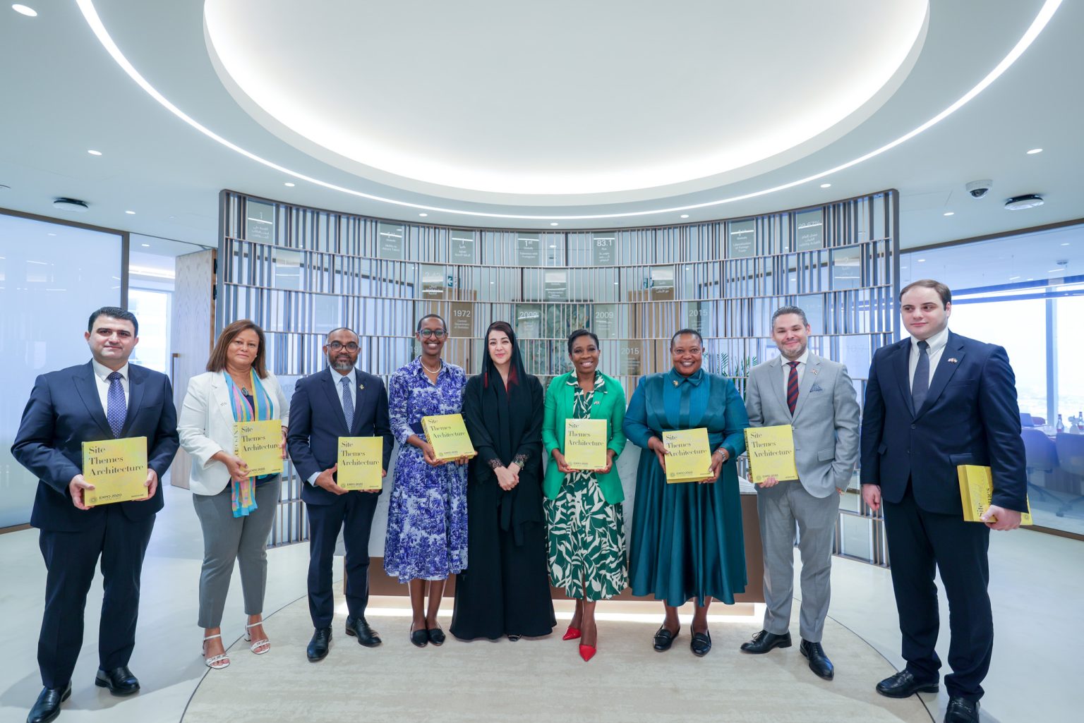 وزراء وقيادات عالمية يتعرفون على نماذج وتجارب ومنهجيات العمل الحكومي في الإمارات