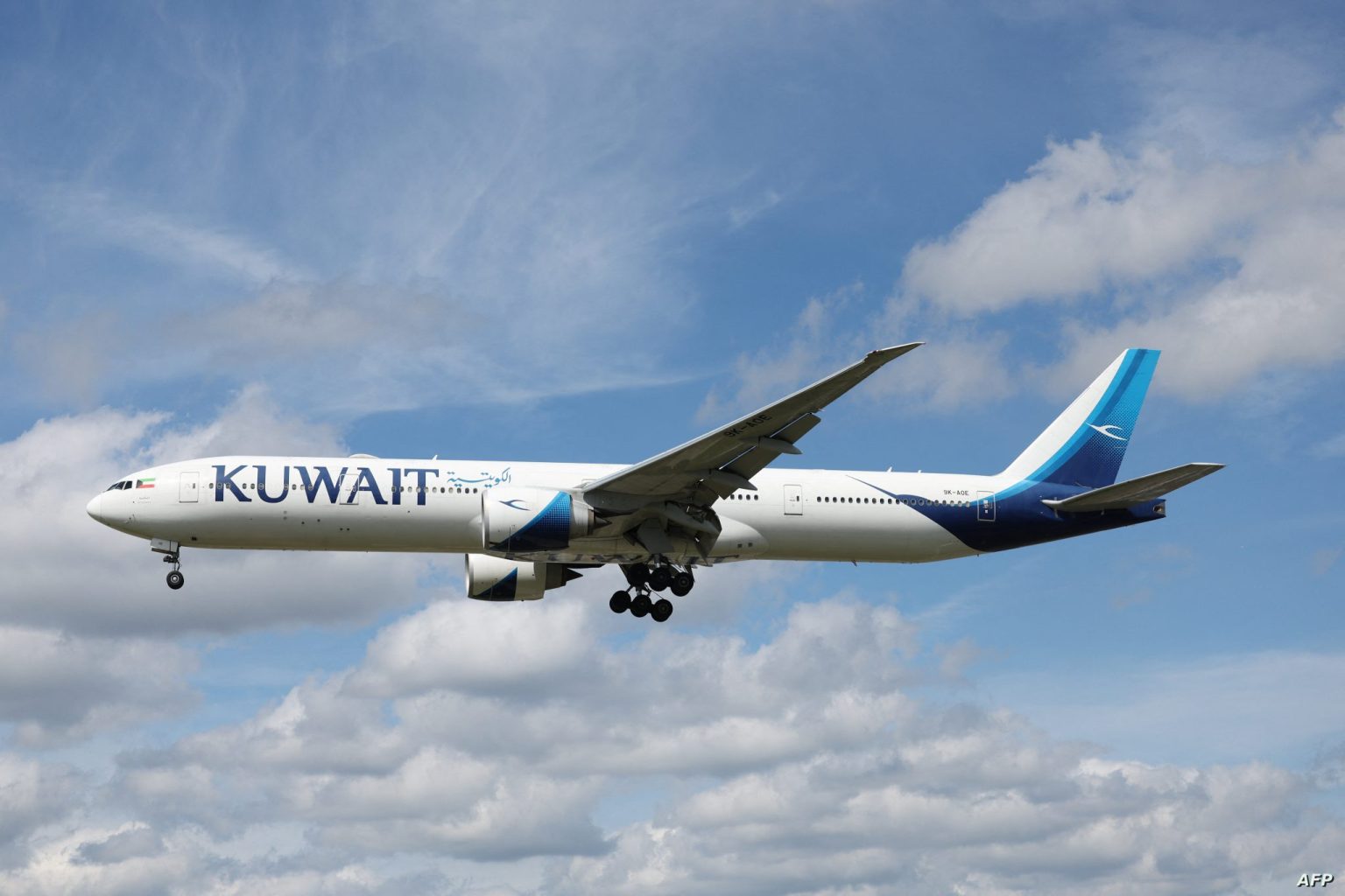 كويتيات “في حالة غير طبيعية” على متن طائرة.. والنيابة تتدخل