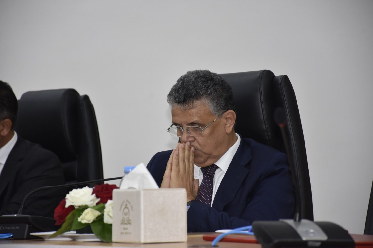 المفوضون القضائيون يتحججون بـ”الملتحي” و”المتحجبة” لرفض مقتضى بالمسطرة المدنية