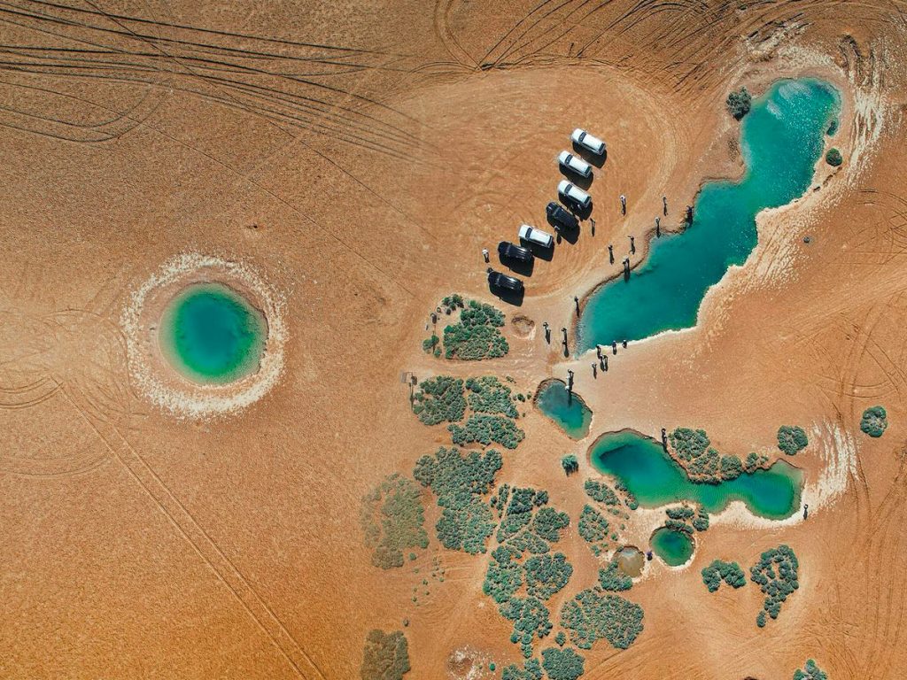 تعبيد طرق إلى مناطق سياحية بالداخلة “دون رؤية شاملة” يثير مخاوف مهنيين