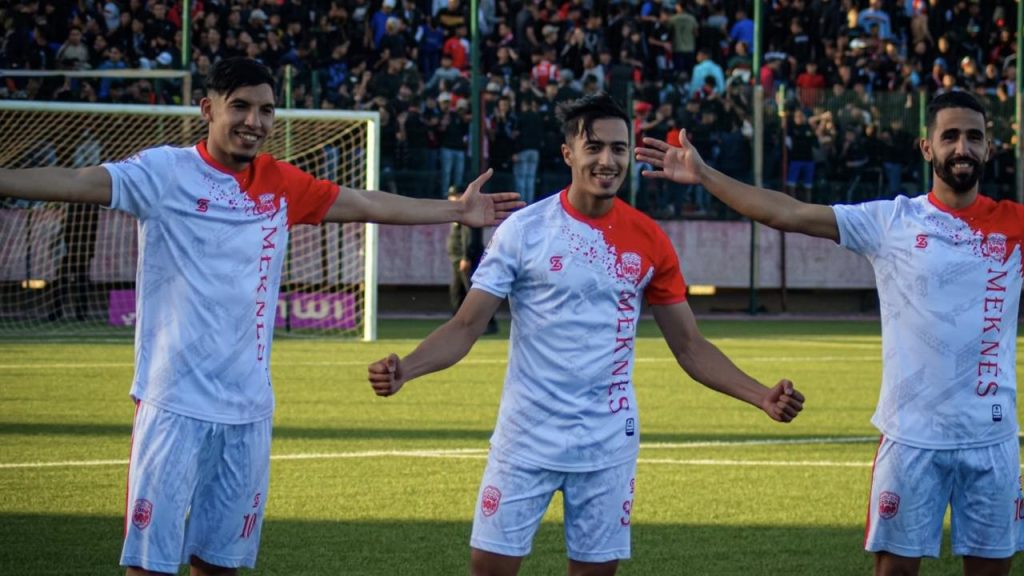النادي المكناسي يعود لقسم الأضواء بعد غياب 11 عاماً!