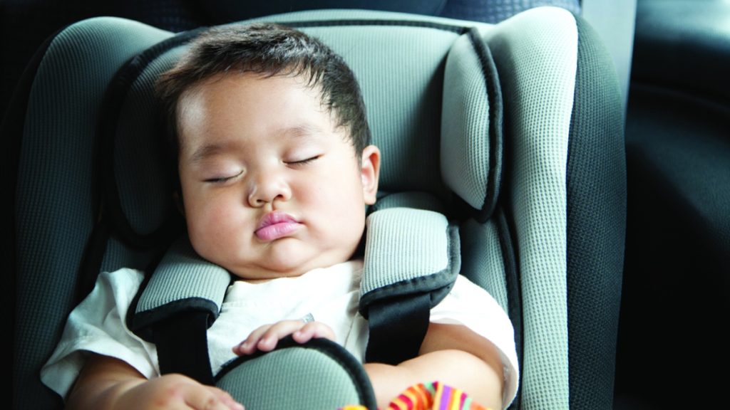 «الاحتباس الحراري» داخل المركبات.. مصيدة الاختناق