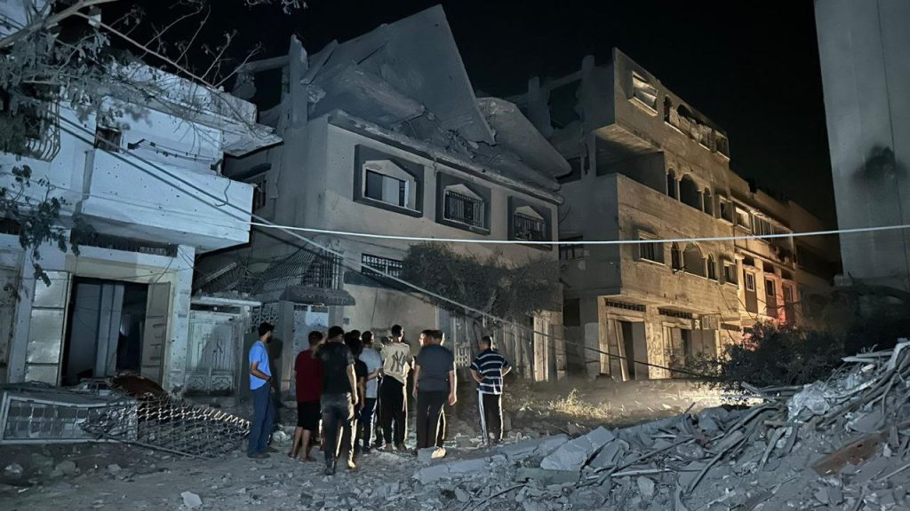 4 شهداء و14 مصابا في قصف إسرائيلي على مدينة غزة