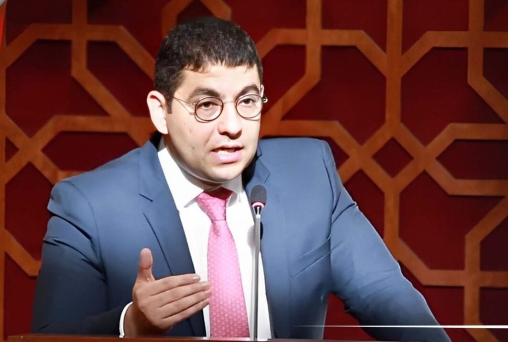 بنسعيد يتوعد جمعيات “تستغل الأطفال” في المخيمات الصيفية بـ”اللائحة السوداء”