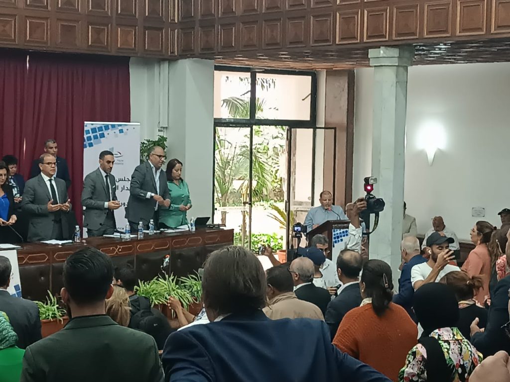 جماعة البيضاء تعين ناطقا باسمها.. والأخير يغلق التواصل مع الصحافة