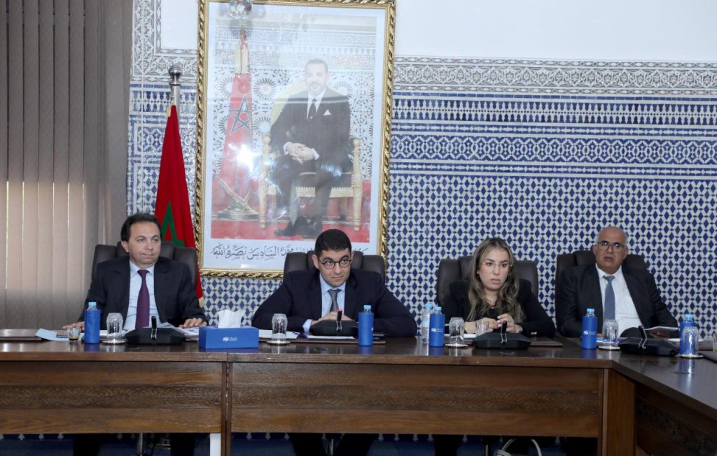 تأجيل مفاجئ لمؤتمر “البام” الجهوي بالبيضاء ..خلافات داخلية أم تداعيات “إسكوبار الصحراء”؟