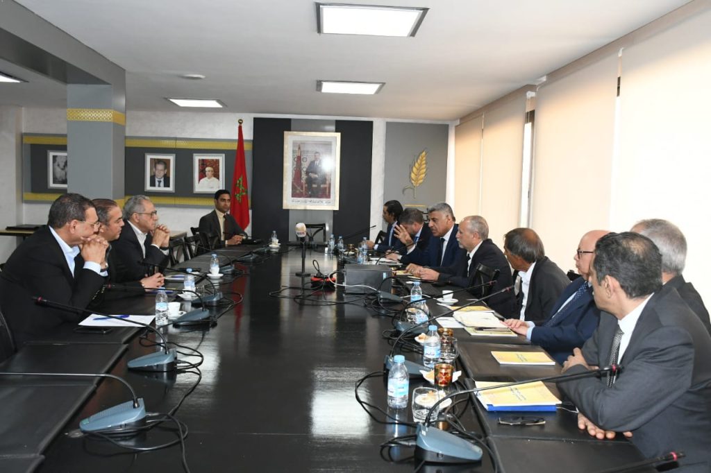 أوزين يستقبل وفدا عن الأحزاب الليبية ويبحثان تحقيق الحلم المغاربي النشترك