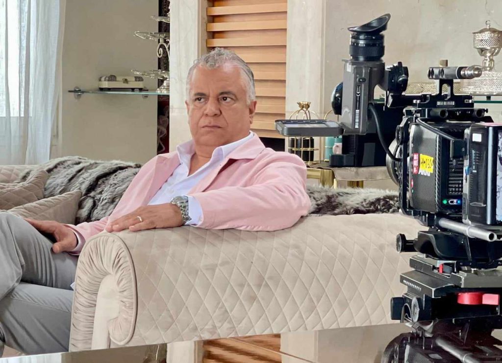 بعد غيابه عن السباق الرمضاني.. “الشريحة” تعيد الخياري إلى شاشة التلفزيون