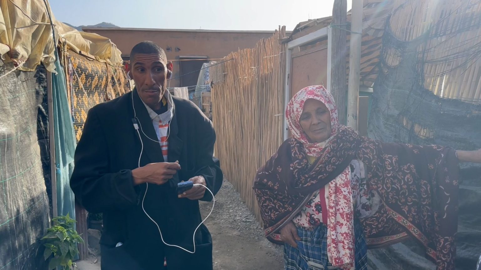 “العمق” ترصد معاناة منكوبين..آلام الزلزال تخفي فرحة عيد الأضحى بأمزميز (فيديو)