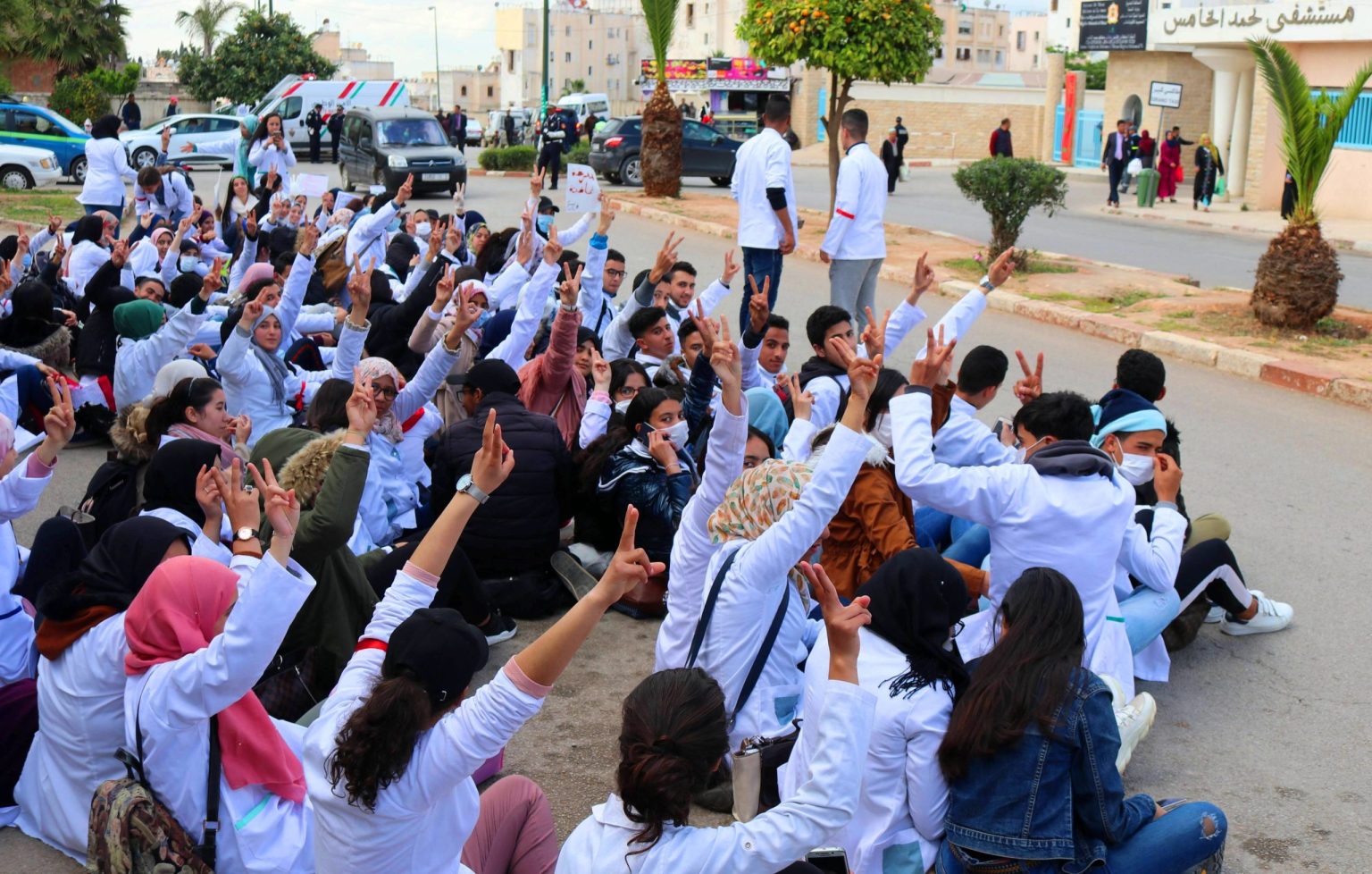 نقابة ترحب بقرارات الملك وتعتبرها تصديا لمحاولة إخراج الصحة من طابعها الاجتماعي