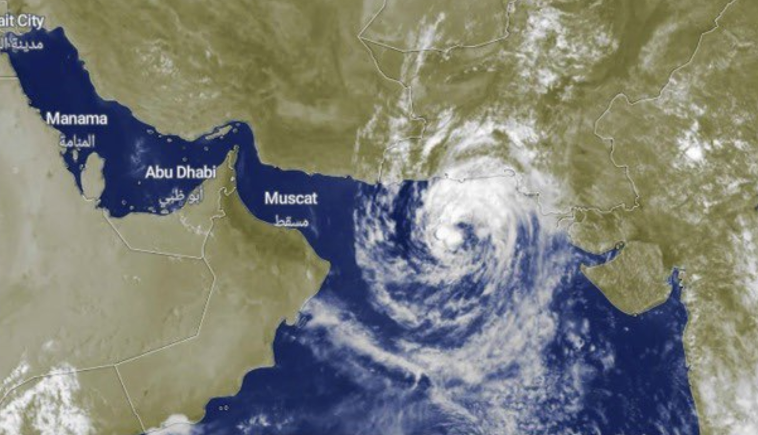 الأرصاد” يعلن موعد تحوّل العاصفة المدارية إلى “منخفض