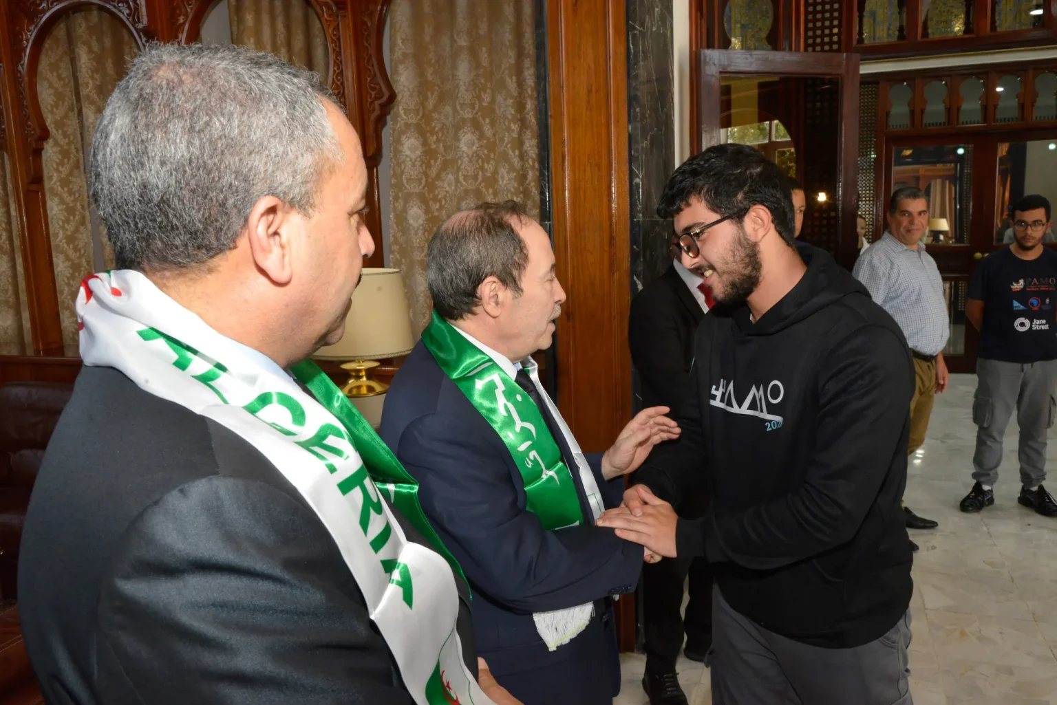 وزير التربية يستقبل المشاركين في أولمبياد الرياضيات