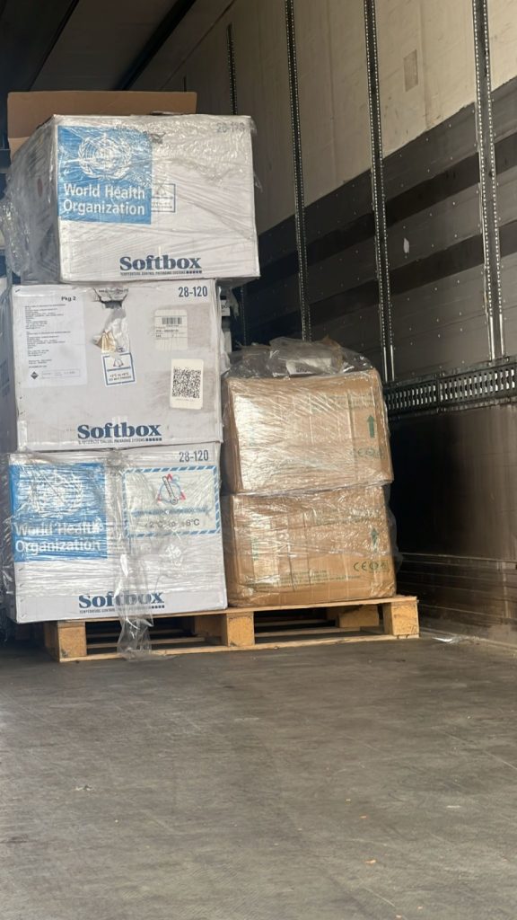 اسرائيل تقرر ادخال 60 الف جرعة لقاح لشلل الأطفال إلى غزة