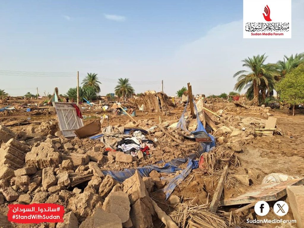 كل الحلم خيمة.. الأمطار والسيول تشرد عشرات الألاف من السودانيين في ظل الحرب