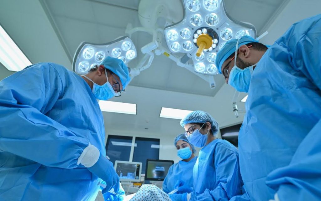 مركز أبوظبي للخلايا الجذعية ومدينة برجيل الطبية يتعاونان لتعزيز أبوظبي مركزاً عالمياً لزراعة نخاع العظم والطب التجديدي