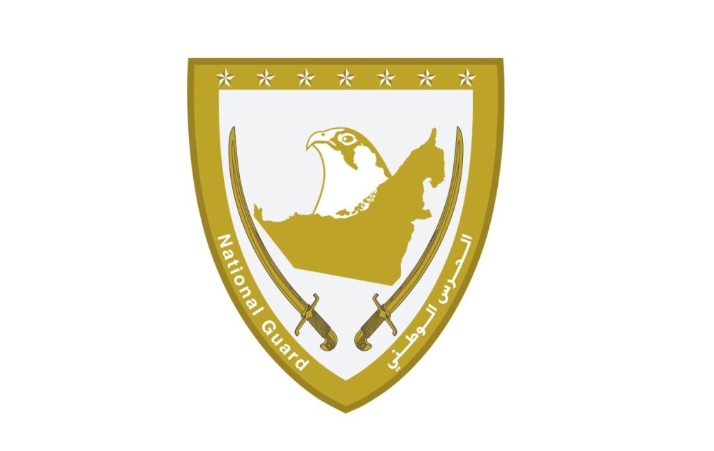 إخلاء مصاب إماراتي تعرض لحادث تدهور سيارة بموقع صحراوي في الشارقة