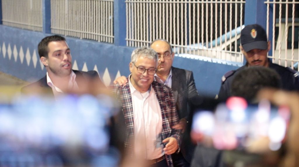 بعد أشهر من مغادرته “عكاشة”.. القضاء يفتح فصلا جديدا في محاكمة التازي