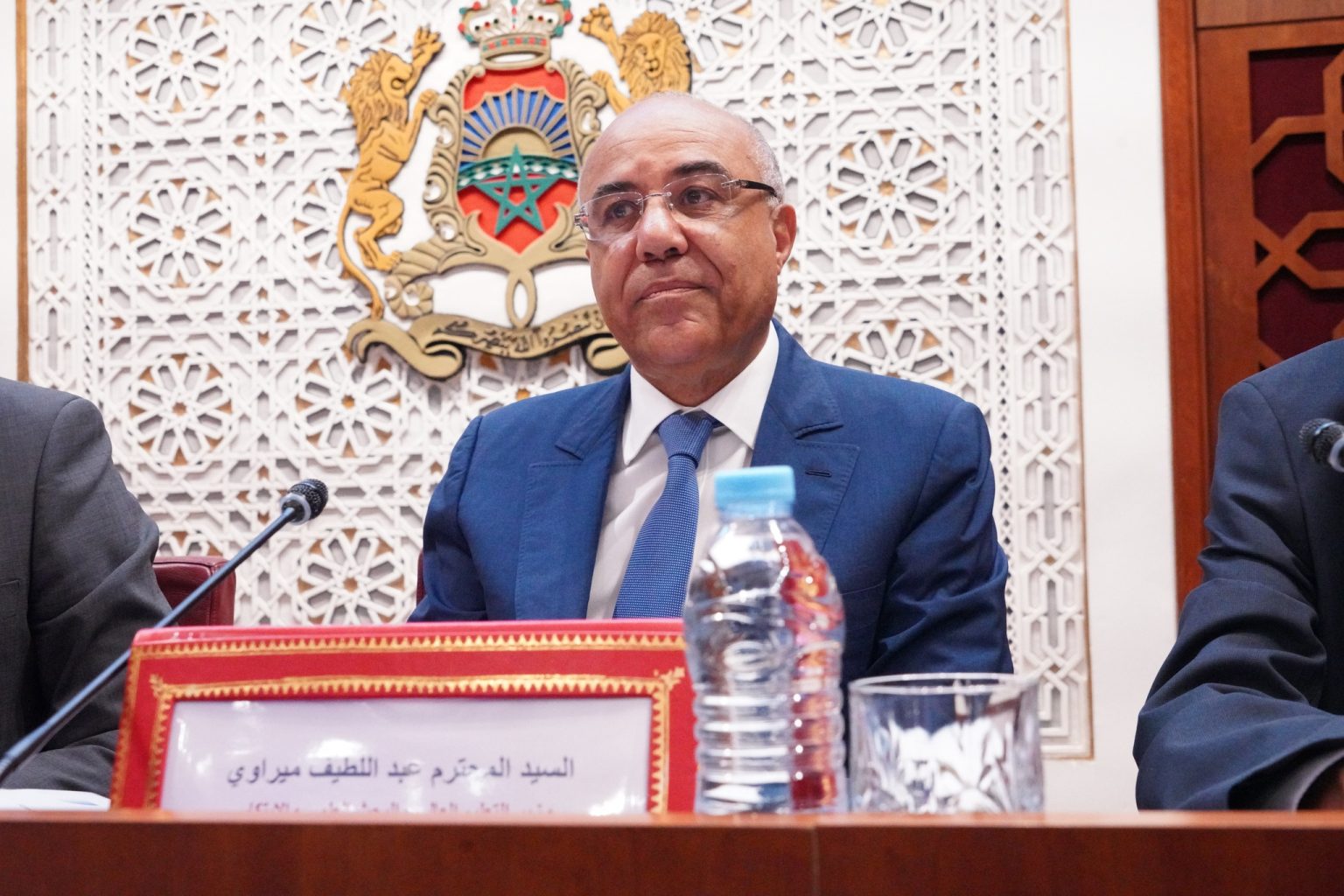 أزمة الطب..الحكومة توافق على برمجة جديدة للامتحانات وميراوي يلتزم بإلغاء العقوبات