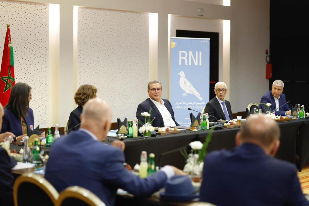 الأحرار يصادق على الميثاق الأخلاقي للحزب ويشيد بنتائج جزئيات الرباط