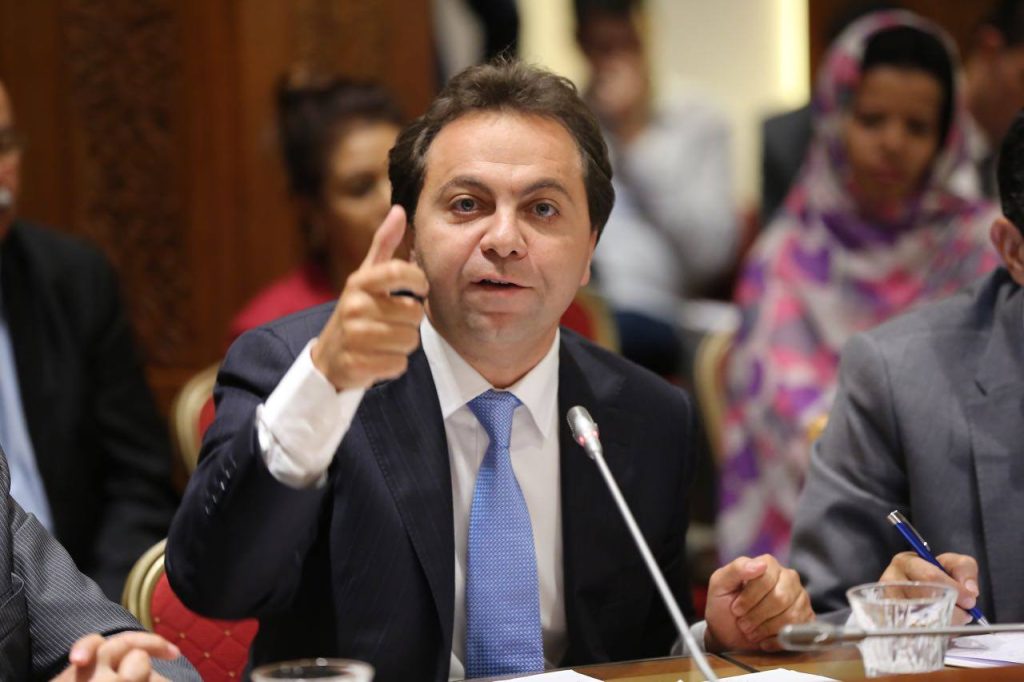 أبو الغالي يكشف تفاصيل جديدة عن نزاعه “التجاري” مع قيادي في البام