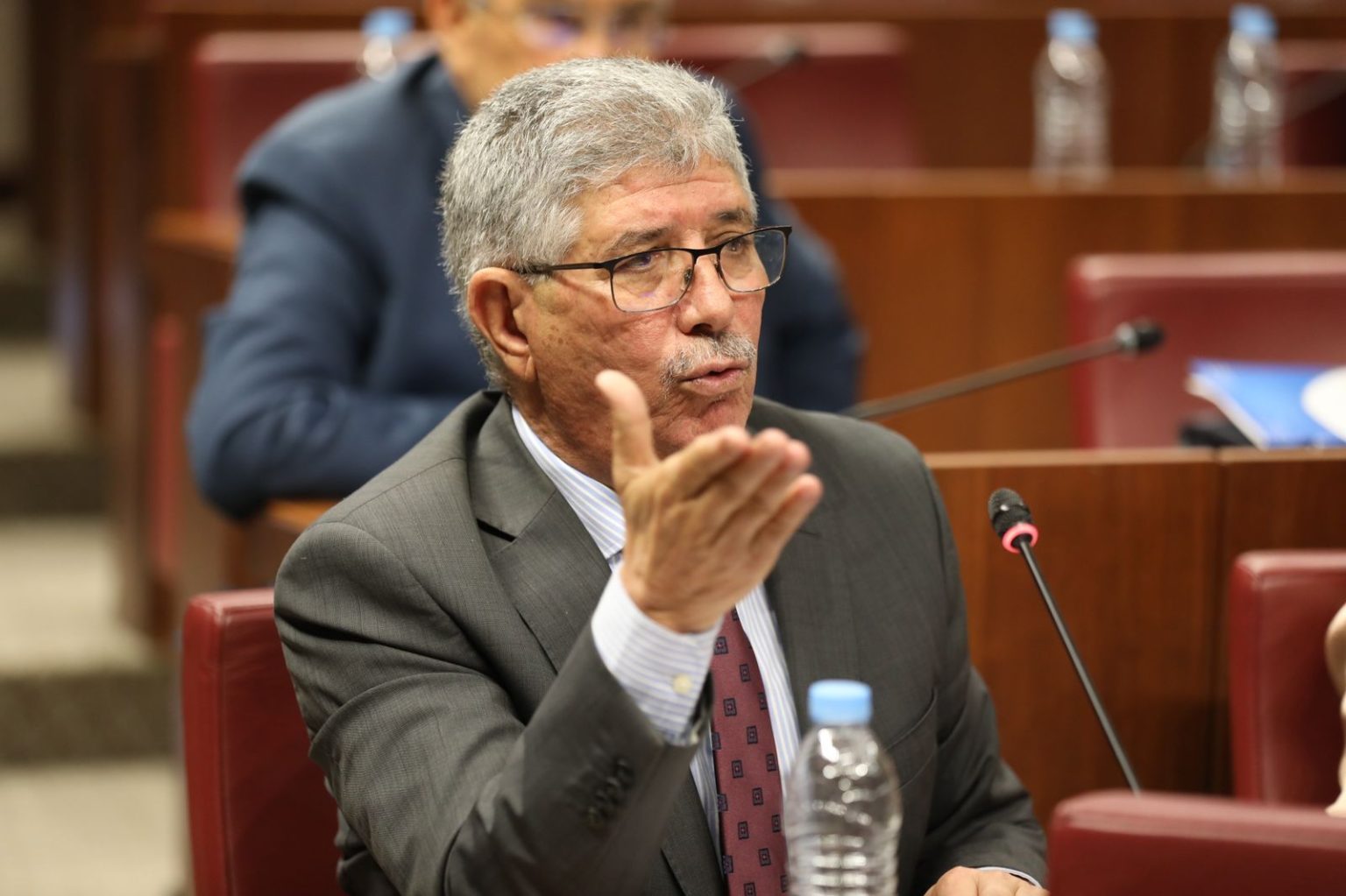 التويزي يرحب بتحقيق النيابة العامة: لا ورطة في “طحن الورق بالدقيق” ويجب كشف الحقيقة كاملة