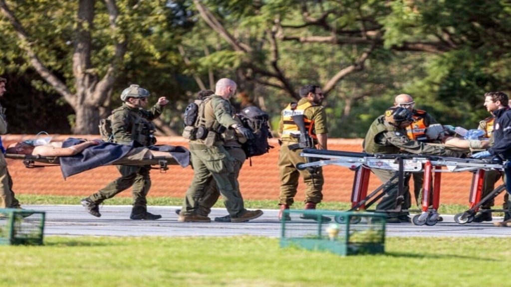 إصابة 6 جنود إسرائيليين جراء سقوط صاروخ في منطقة شومرا بالجليل الغربي