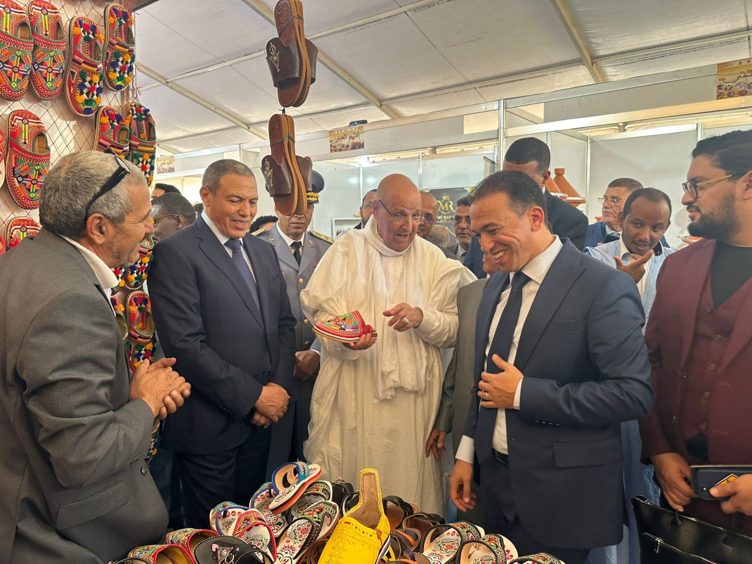 الصناعة التقليدية قطاع مشغل ويساهم في الحفاظ على هويتنا المغربية