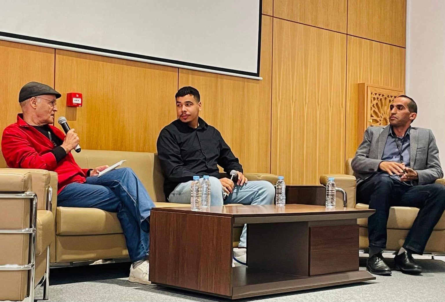 حمزة غازي.. مخرج شاب يتناول تأثير التحرش والمخدرات على المجتمع في “حياة”