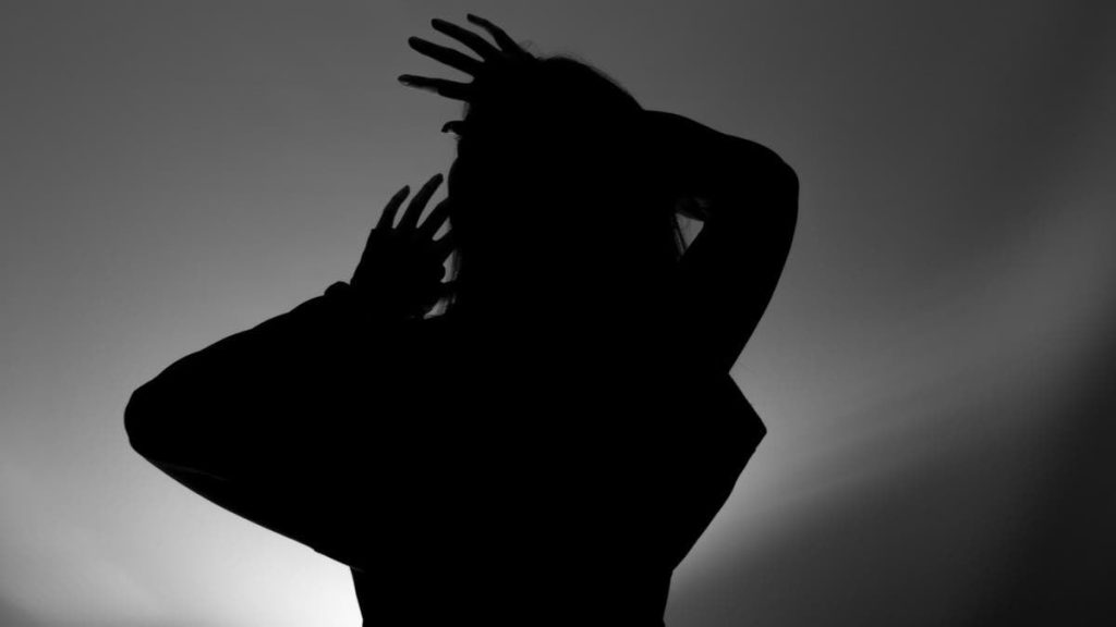 لا لقهر النساء: الحرب تستعبد النساء وتدفعهن للموت