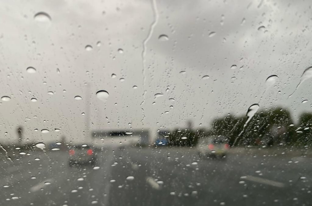 “الأرصاد”: احتمال سقوط أمطار غداً